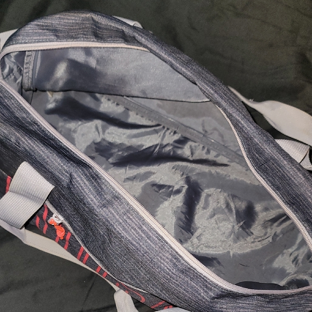 Adidas Duffel Gym Bag - Picture 5 of 6